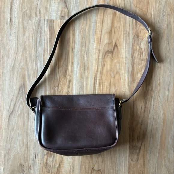 Vintage Coach Dark Brown Leather Shoulder Bag - Picture 9 of 11